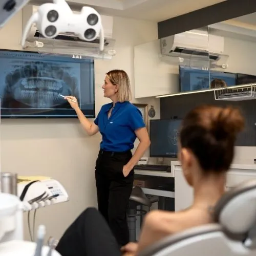 Ataşehir Ağız ve Çene Cerrahisi Uzmanı Dr Seda Koçyiğit - Ataşehir İmplant